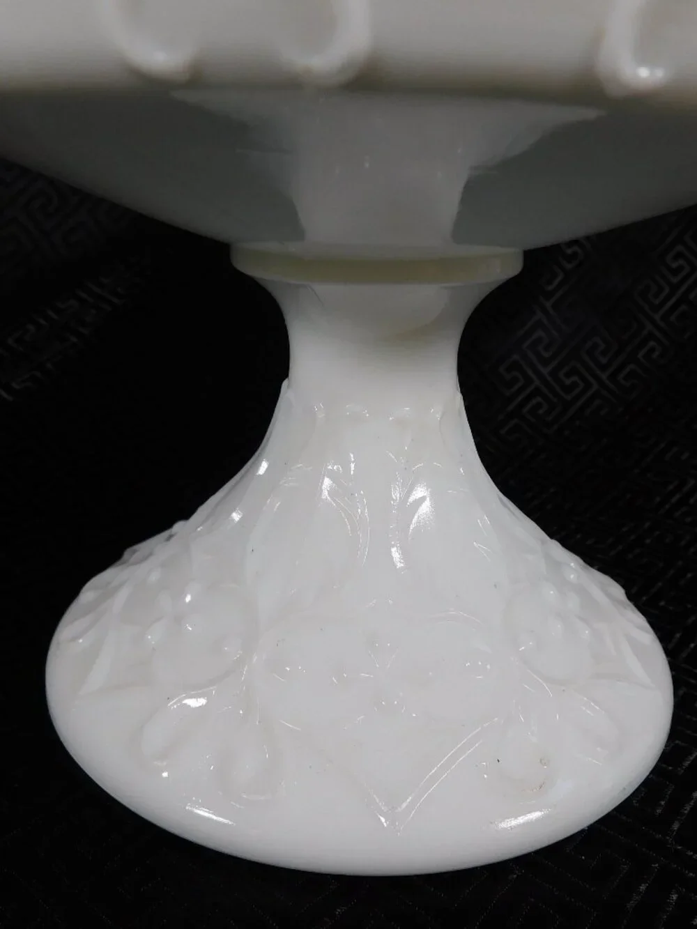 N/A this white